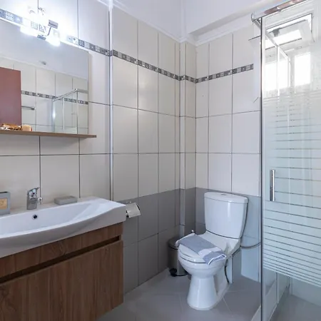 Apartamento Crystal House 2 *
