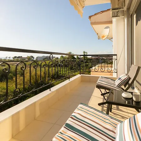 Apartamento Crystal House 2 *