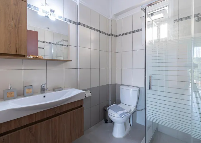 Apartamento Crystal House 2 *