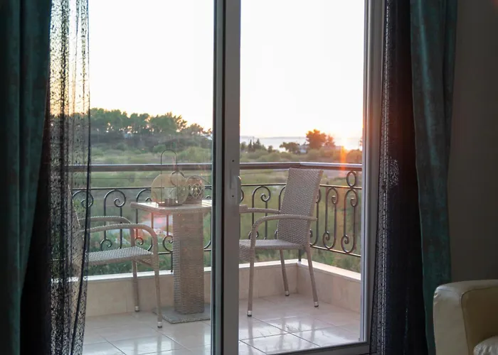 Apartamento Crystal House 2 *