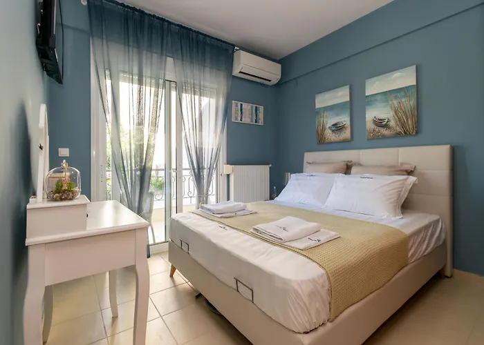 Crystal House 2 Neos Marmaras