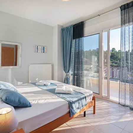 Apartment Crystal House 2 Neos Marmaras